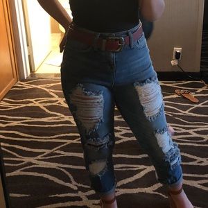 High waisted ripped boyfriend jeans